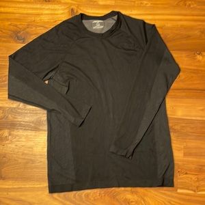 Long sleeve Fabletics shirt, black